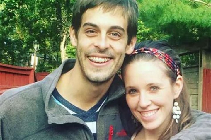 Derick Dillard Is Reportedly The Reason Counting On Stars The Duggar Family Are No Longer Close With
