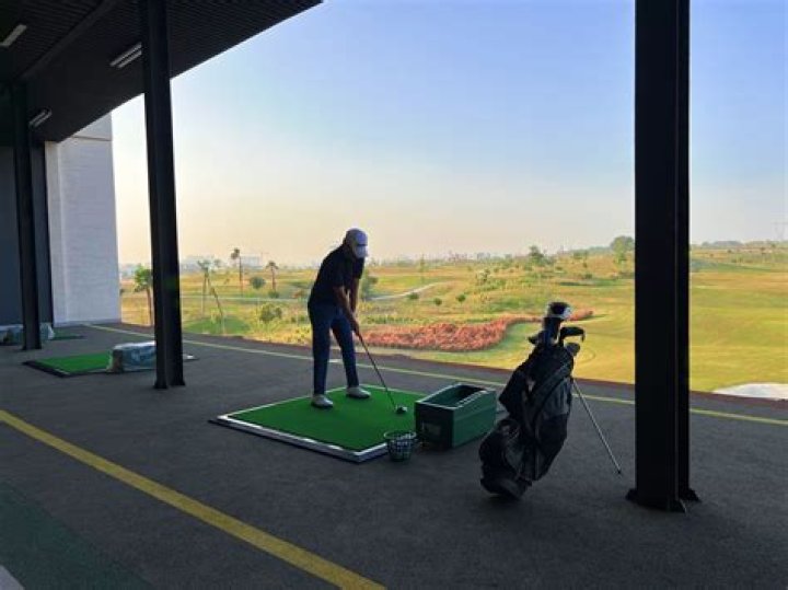 Discover Charley Hull's Height Advantage: Unlocking Golfing Prowess