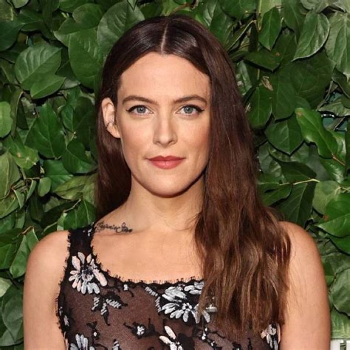 Discover The Secrets Behind Riley Keough's Stunning Physique