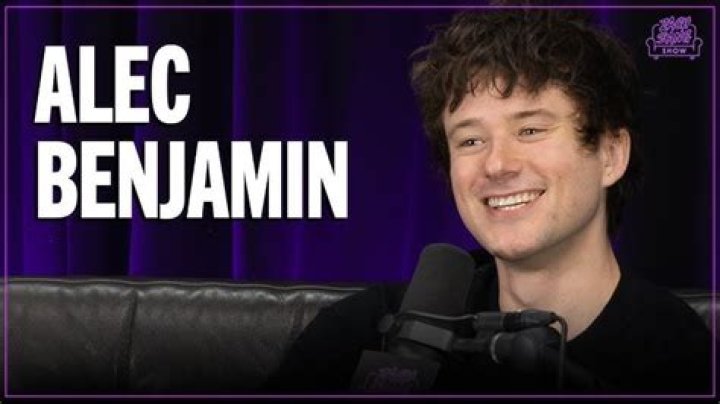 Does Alec Benjamin have a brother?