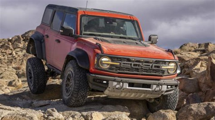 Ford Bronco 2022 Price, Mileage, Engine, Top Speed & 0-60 mph