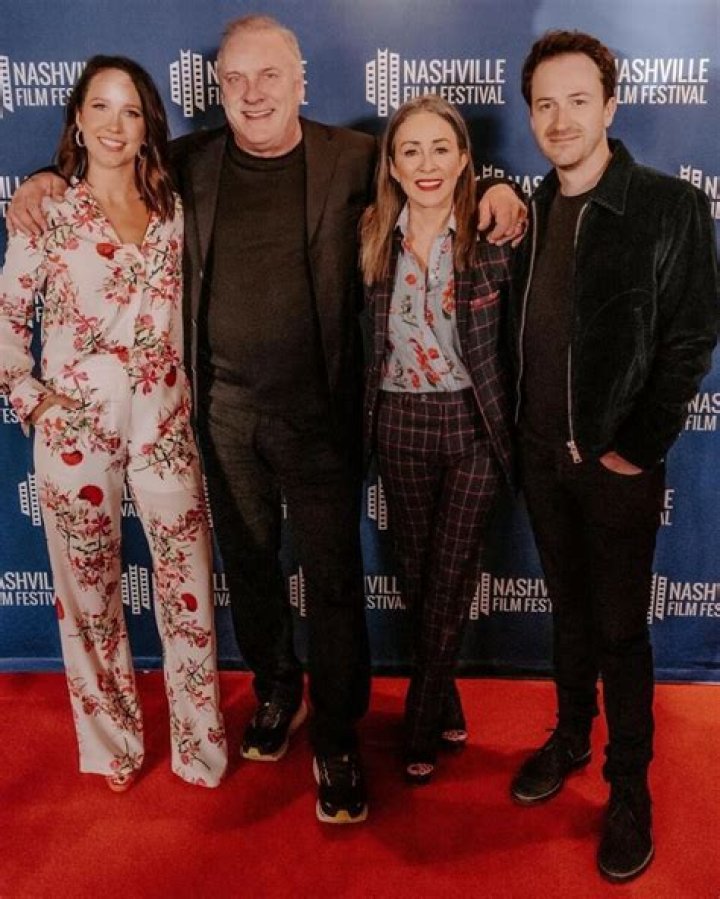 Paul Campbell- Wiki, Age, Height, Net Worth, Wife, Marriage