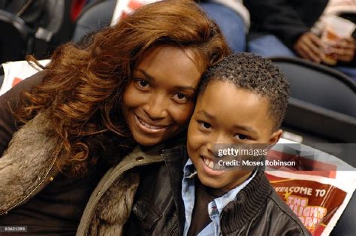 Rozonda Thomas's Career, Family & Net Worth