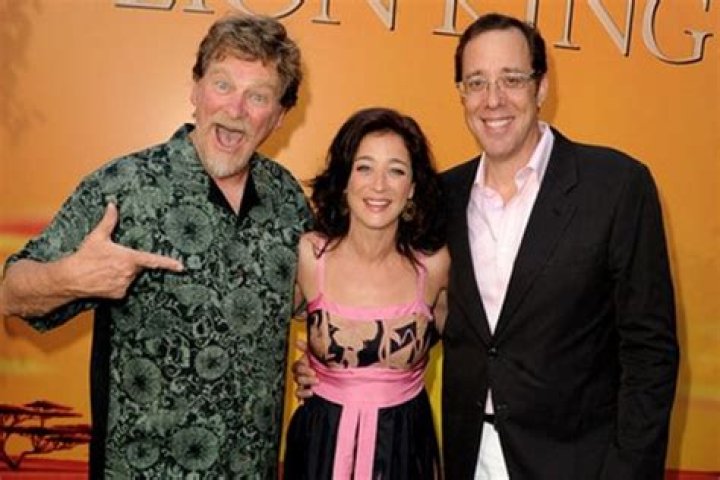 Steve Hewitt And Moira Kelly