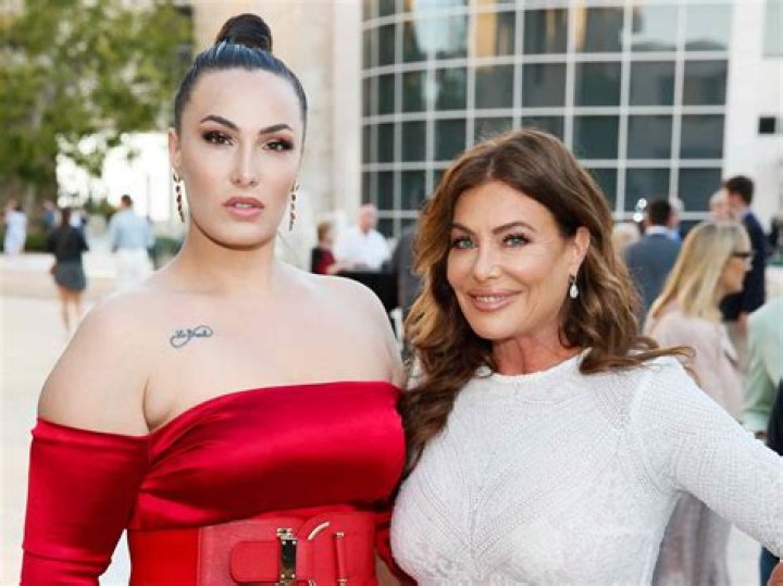 Steven Seagals Daughter: Meet Annaliza Seagal