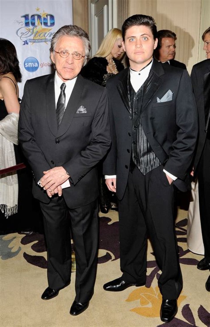 Unveiling The Extraordinary Life And Legacy Of Frankie Valli