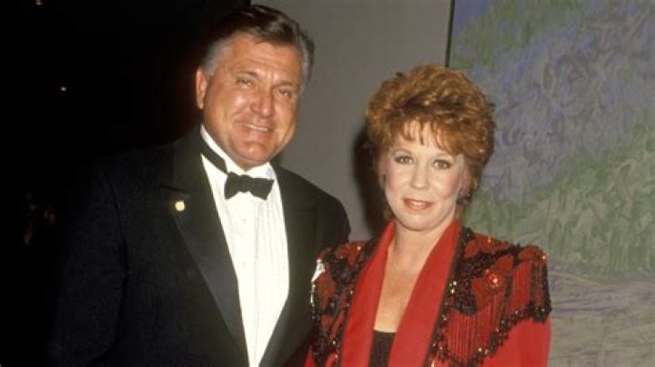 Vicki Lawrence Ex-Husband: Meet Bobby Russell