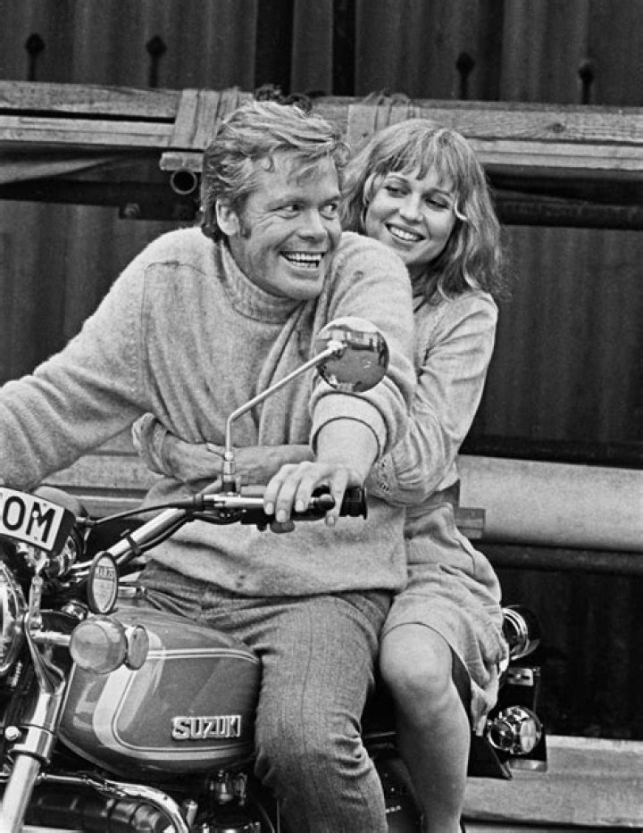 Who Is Pastor Mike Jr Wife Jaquetta McClure? Net Worth & Age Difference